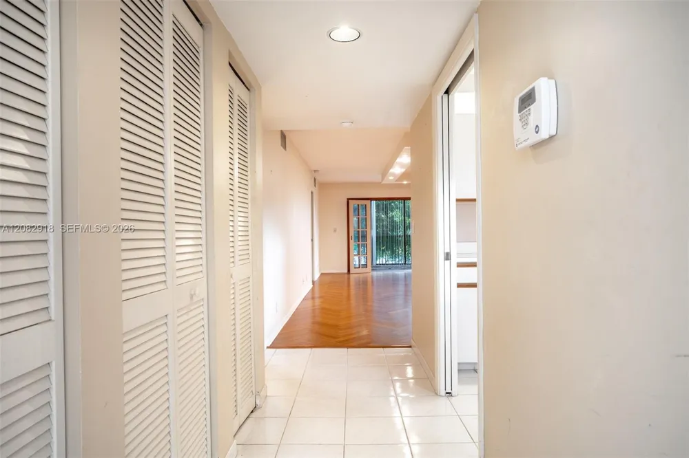 150 S Hollybrook Ter #208 Pembroke Pines, FL 33025