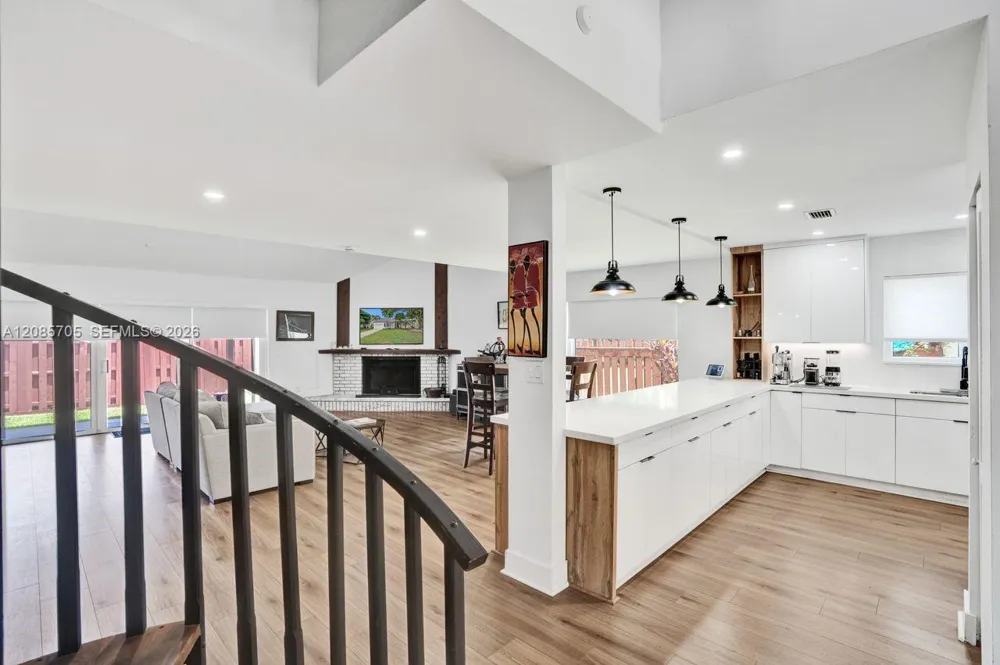 8946 SW 150th Ct Cir E Miami, FL 33196
