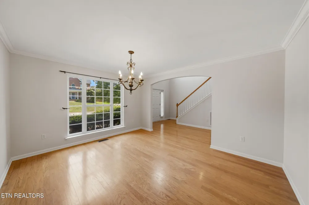 1721 Bombay Lane Knoxville, TN 37932