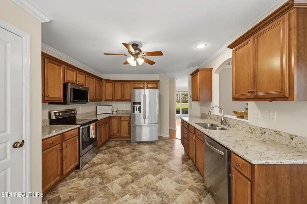 1721 Bombay Lane Knoxville, TN 37932