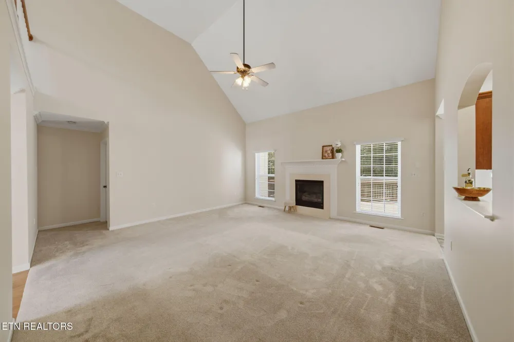 1721 Bombay Lane Knoxville, TN 37932