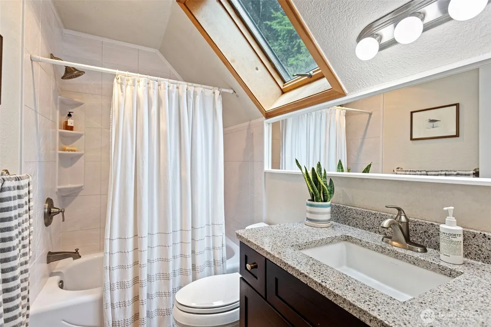 15850 Sandy Hook Road NE Poulsbo, WA 98370