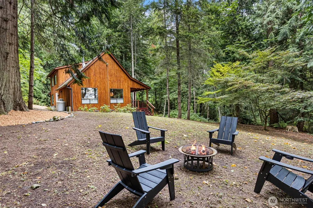 15850 Sandy Hook Road NE Poulsbo, WA 98370
