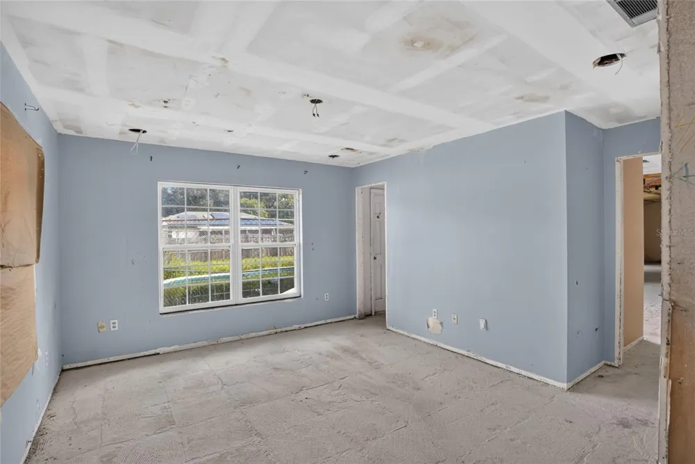 5283 HOPERITA STREET Orlando, FL 32812
