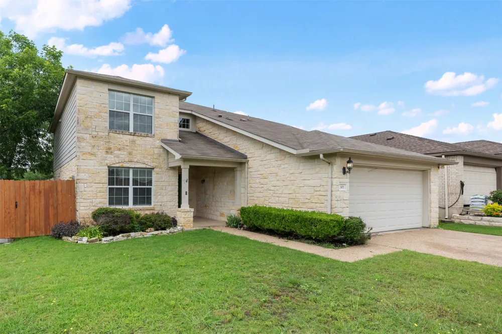 301 Lark Street Leander, TX 78641