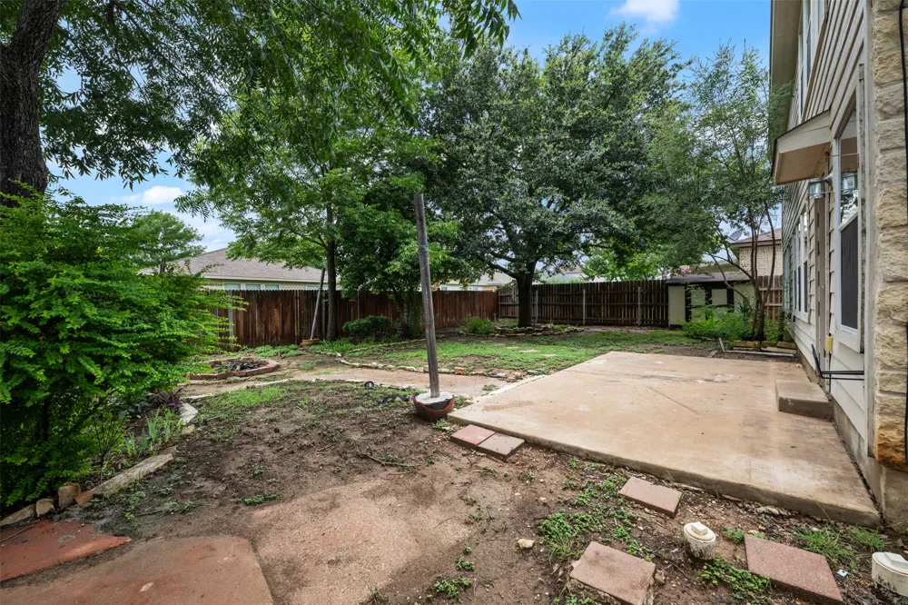 301 Lark Street Leander, TX 78641