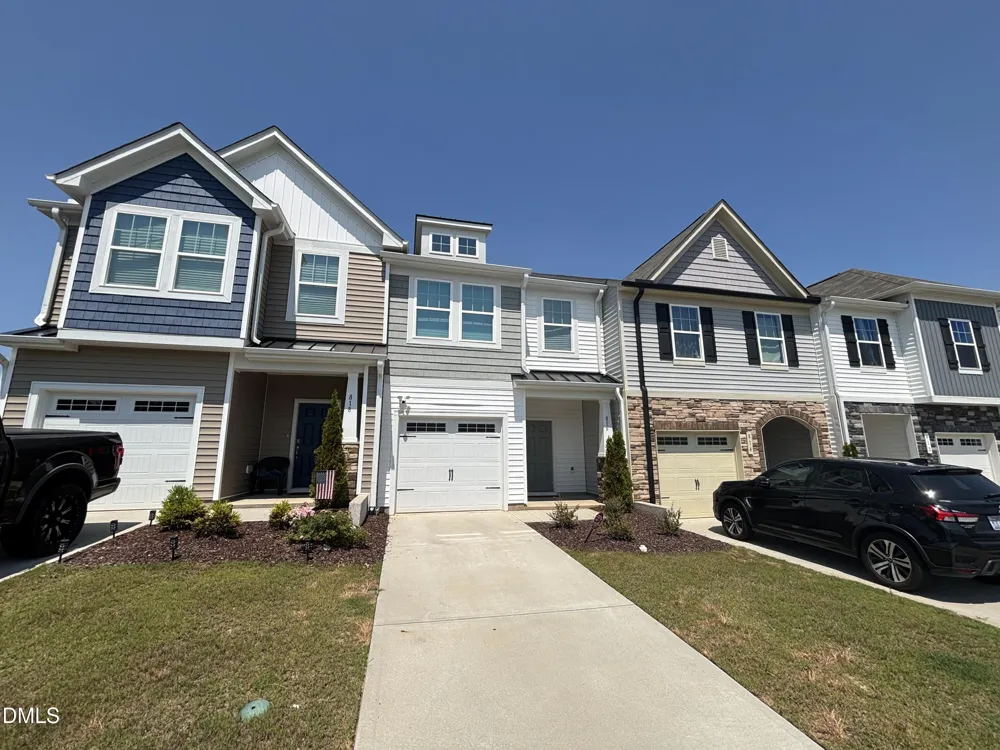 816 Channel Drop Loop Zebulon, NC 27597