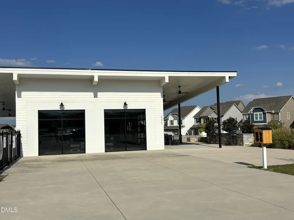 816 Channel Drop Loop Zebulon, NC 27597