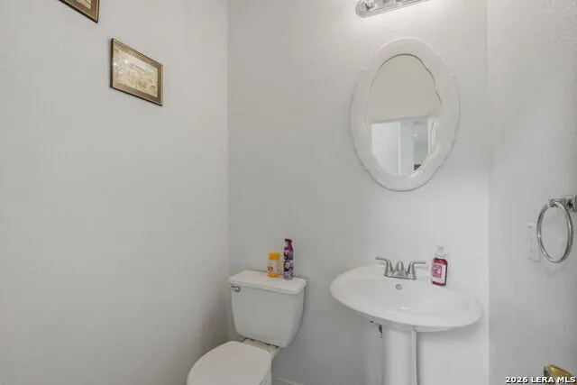 6010 Wood Pass San Antonio, TX 78249