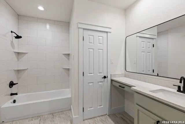 362 ENGLEWOOD DR Kerrville, TX 78028