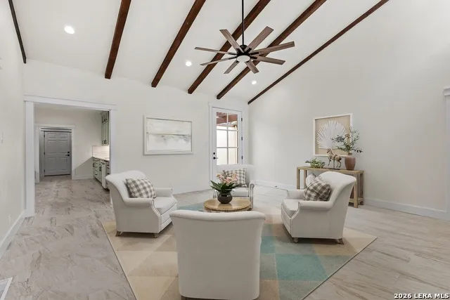362 ENGLEWOOD DR Kerrville, TX 78028