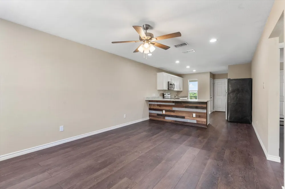 1406 Courtney Place #D Cleburne, TX 76033