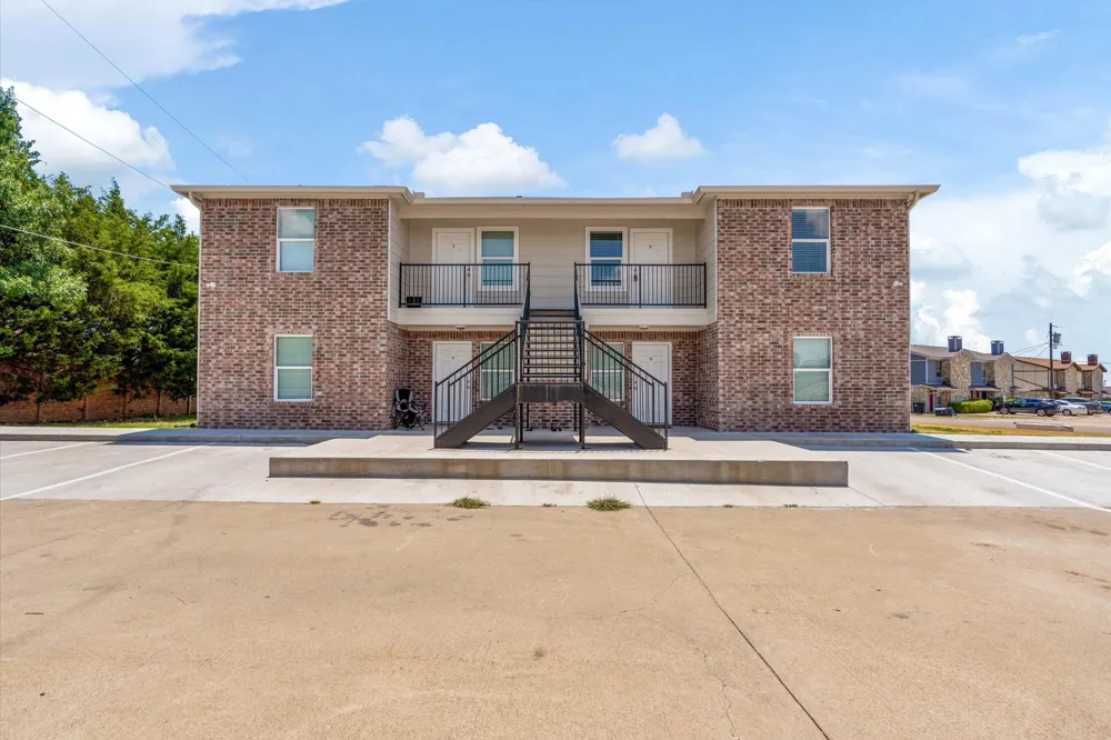 1406 Courtney Place #D Cleburne, TX 76033
