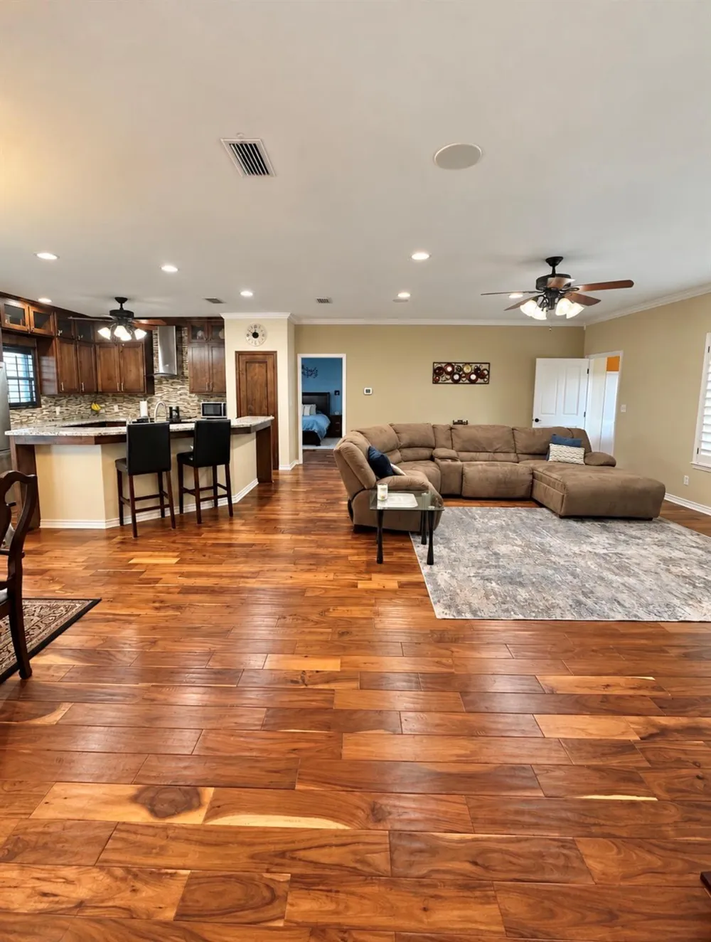 1733 County Road 376 Shiner, TX 77984