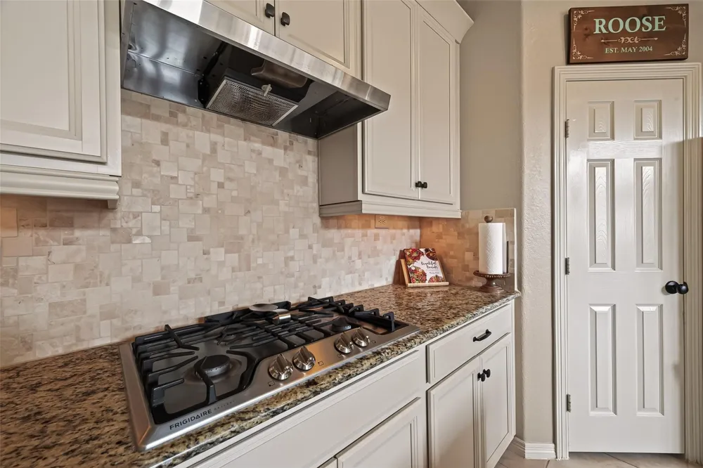 3527 Chestnut Grove Lane Fulshear, TX 77441