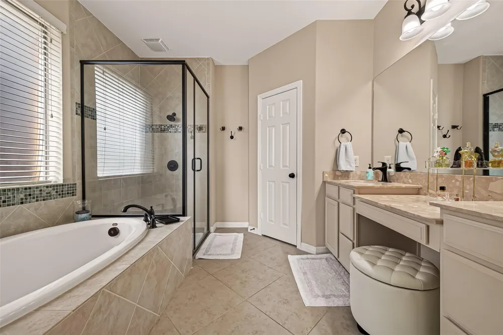 3527 Chestnut Grove Lane Fulshear, TX 77441