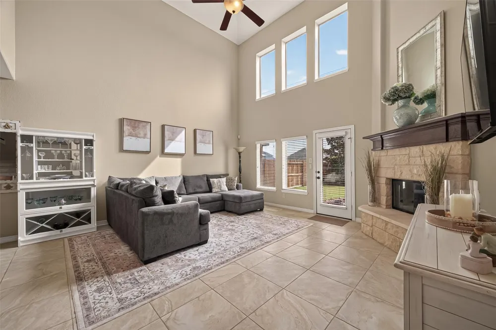 3527 Chestnut Grove Lane Fulshear, TX 77441