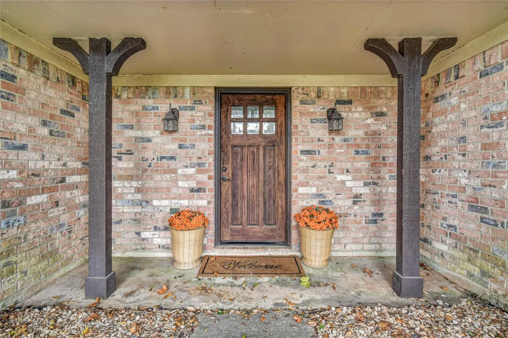 1307 Rev Swinney Street West Columbia, TX 77486