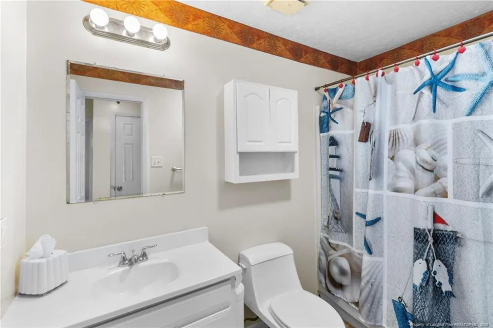 6870 Beaver Stone Drive Fayetteville, NC 28314