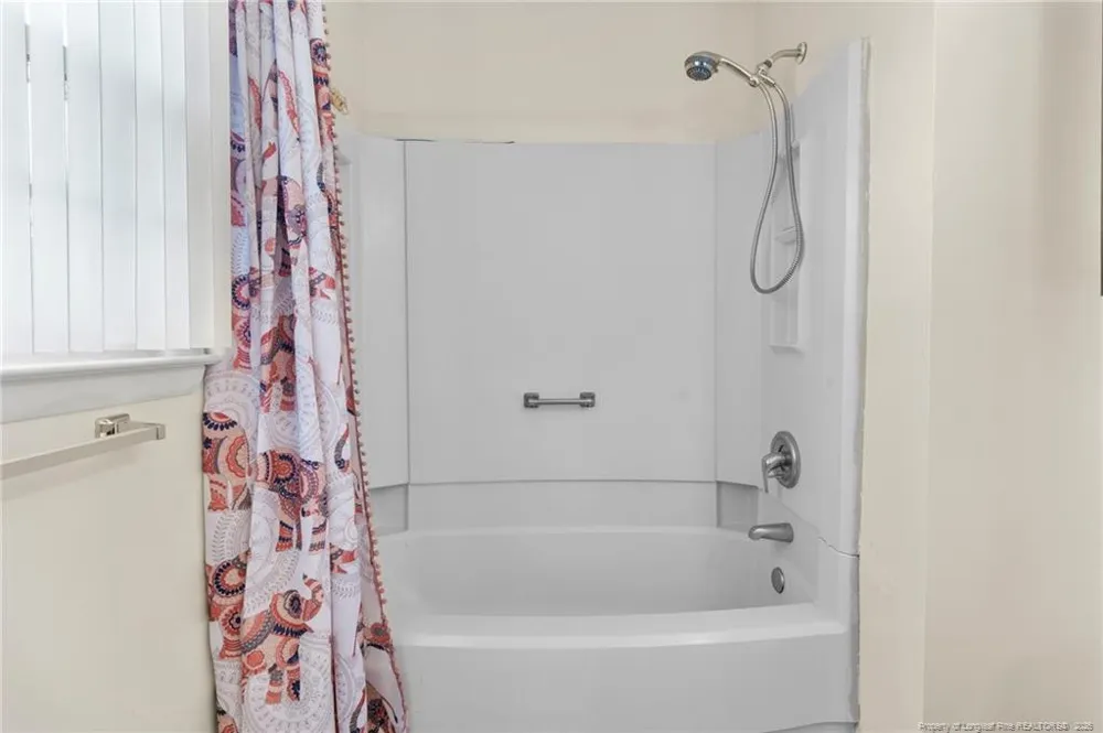 6870 Beaver Stone Drive Fayetteville, NC 28314