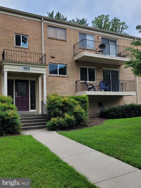 10630 MONTROSE AVENUE #104