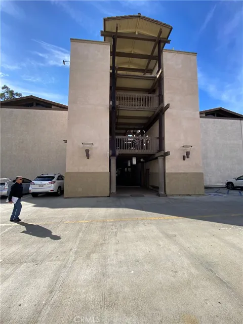 5216 Marina Pacifica S