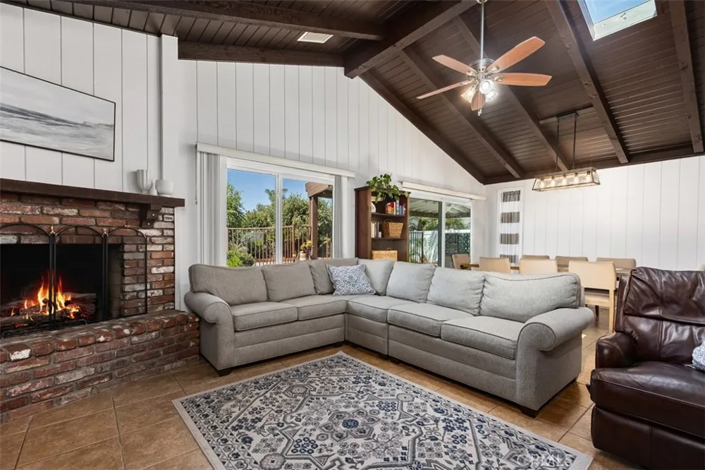 1823 Budlong Circle Anaheim, CA 92807