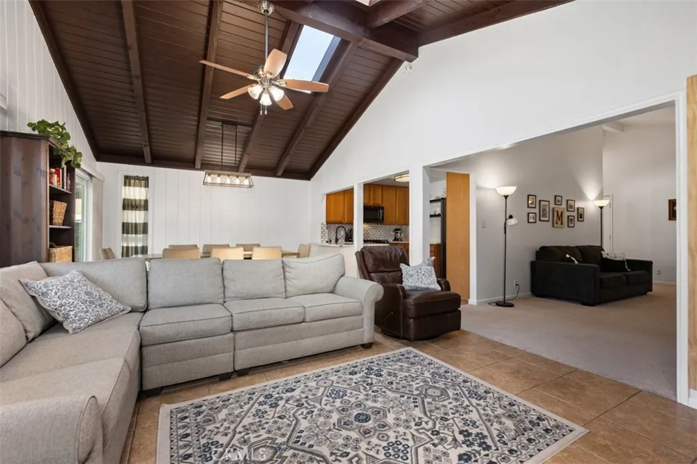 1823 Budlong Circle Anaheim, CA 92807
