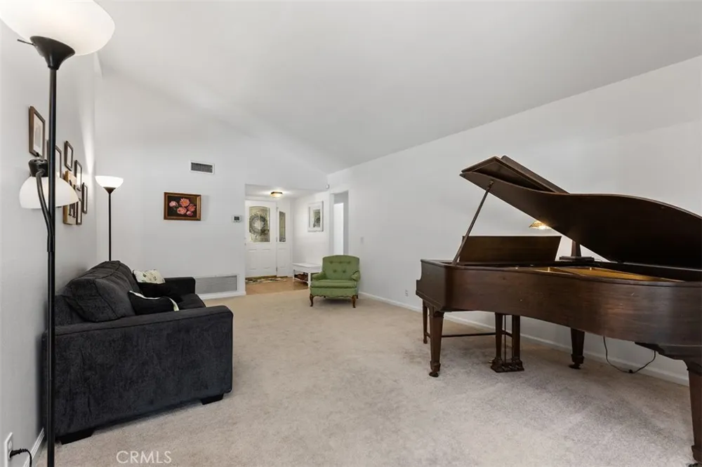 1823 Budlong Circle Anaheim, CA 92807
