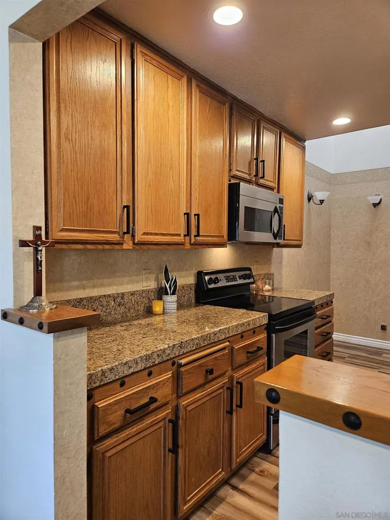7441 Rainswept Lane San Diego, CA 92119