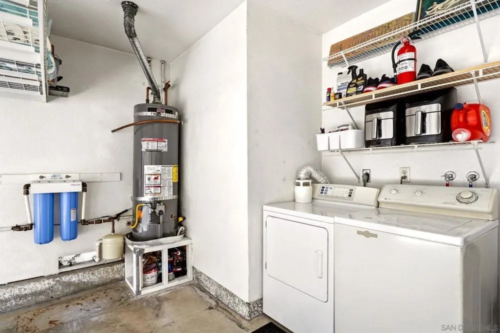 7441 Rainswept Lane San Diego, CA 92119