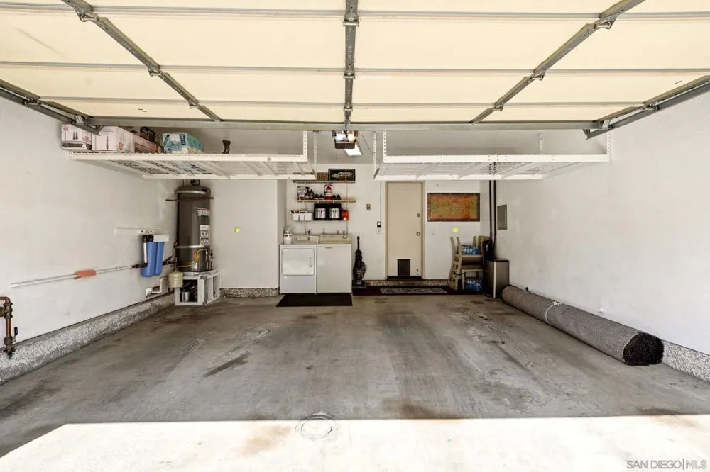 7441 Rainswept Lane San Diego, CA 92119