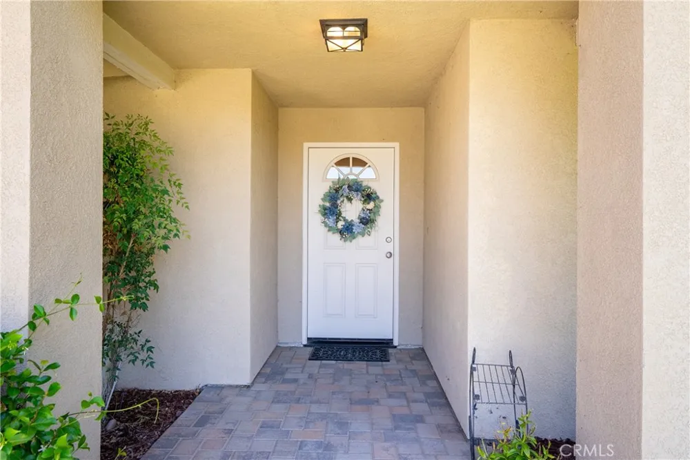 25 Rainbow Court Templeton, CA 93465