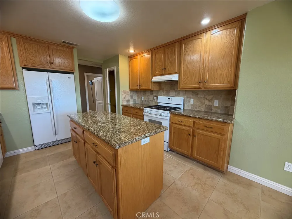 1321 Prairie Drive Barstow, CA 92311
