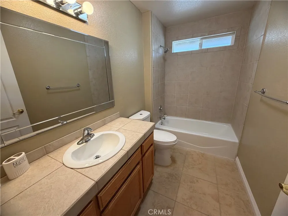 1321 Prairie Drive Barstow, CA 92311