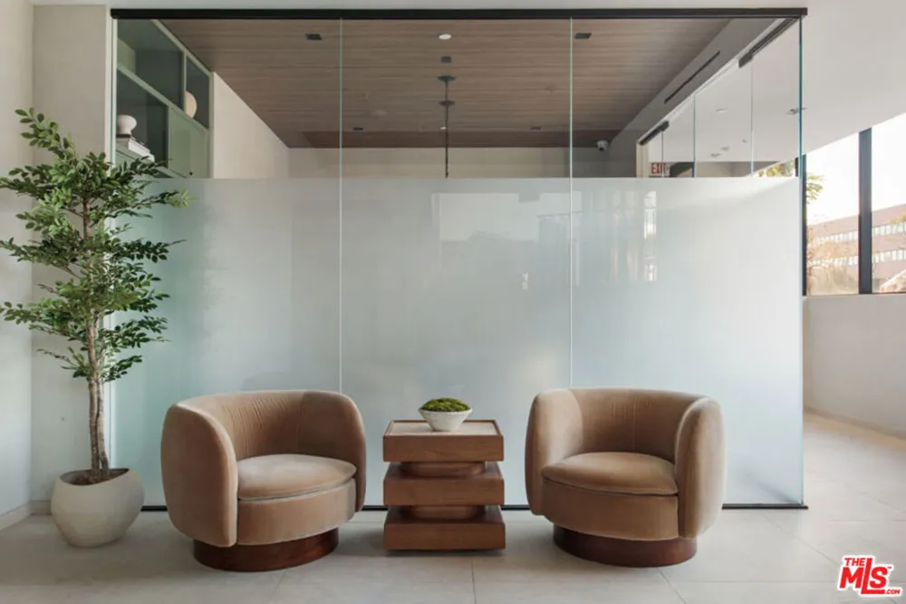 10310 Santa Monica Boulevard #PH710 Los Angeles, CA 90025