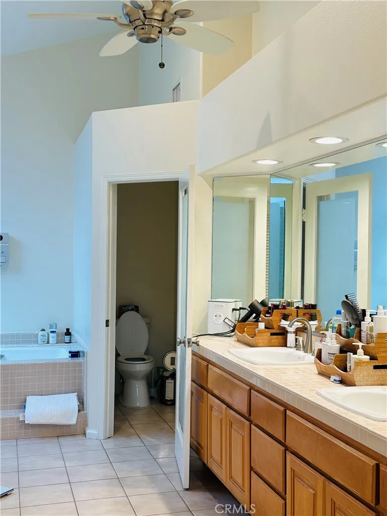 23263 Park Corniche Calabasas, CA 91302