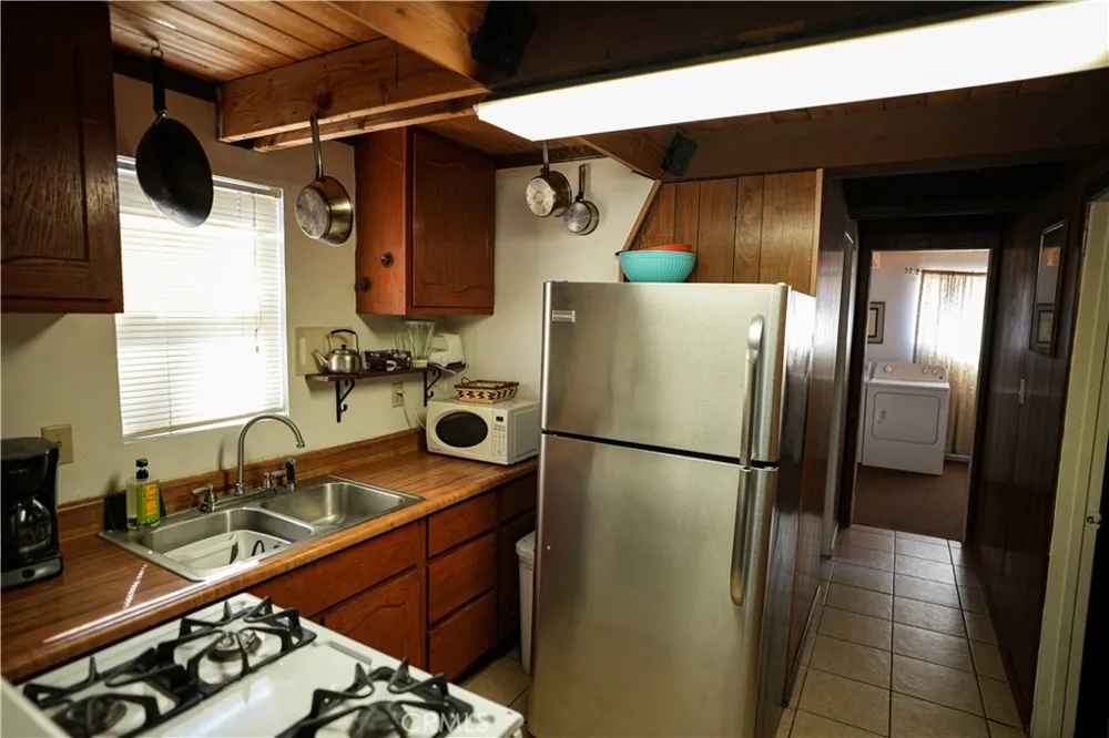 2130 7th Lane Big Bear City, CA 92314
