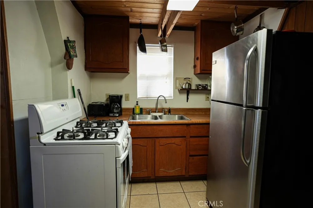 2130 7th Lane Big Bear City, CA 92314
