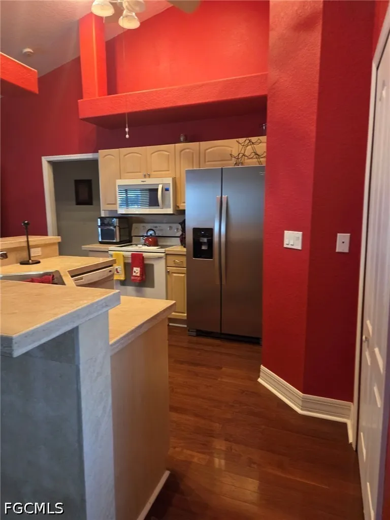 NW 13th Avenue Cape Coral, FL 33993