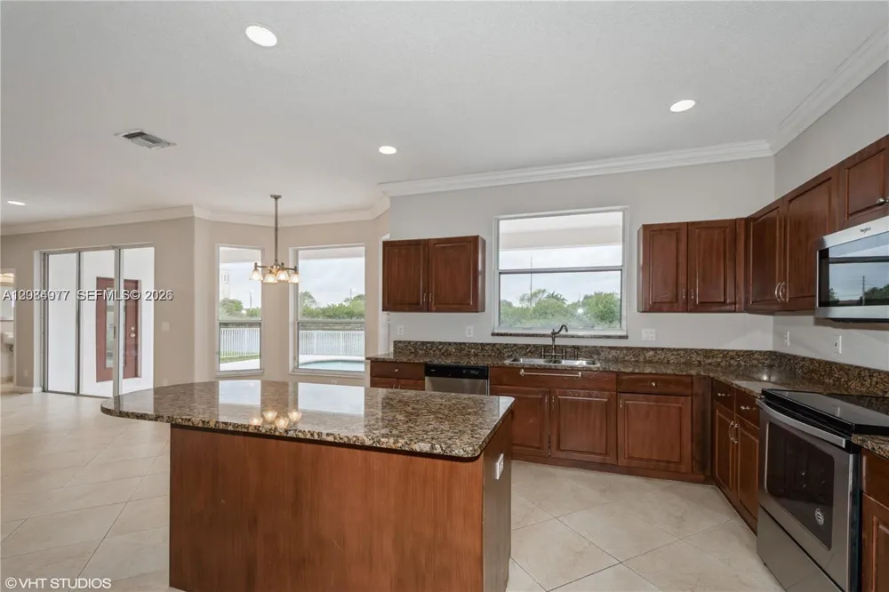 2646 SW 183rd Ave Miramar, FL 33029