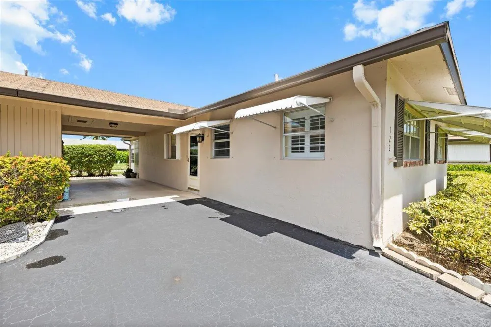 122 Mockingbird Lane Delray Beach, FL 33445