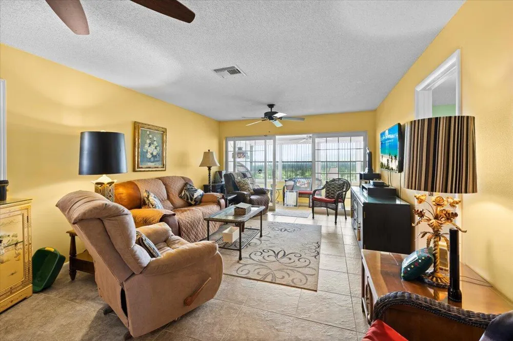 122 Mockingbird Lane Delray Beach, FL 33445
