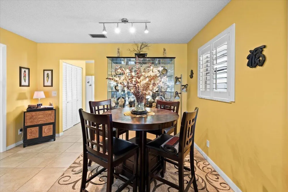 122 Mockingbird Lane Delray Beach, FL 33445