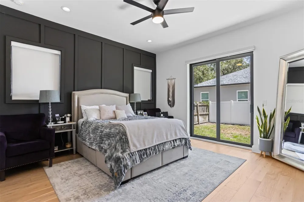 3306 W VAN BUREN DRIVE Tampa, FL 33611