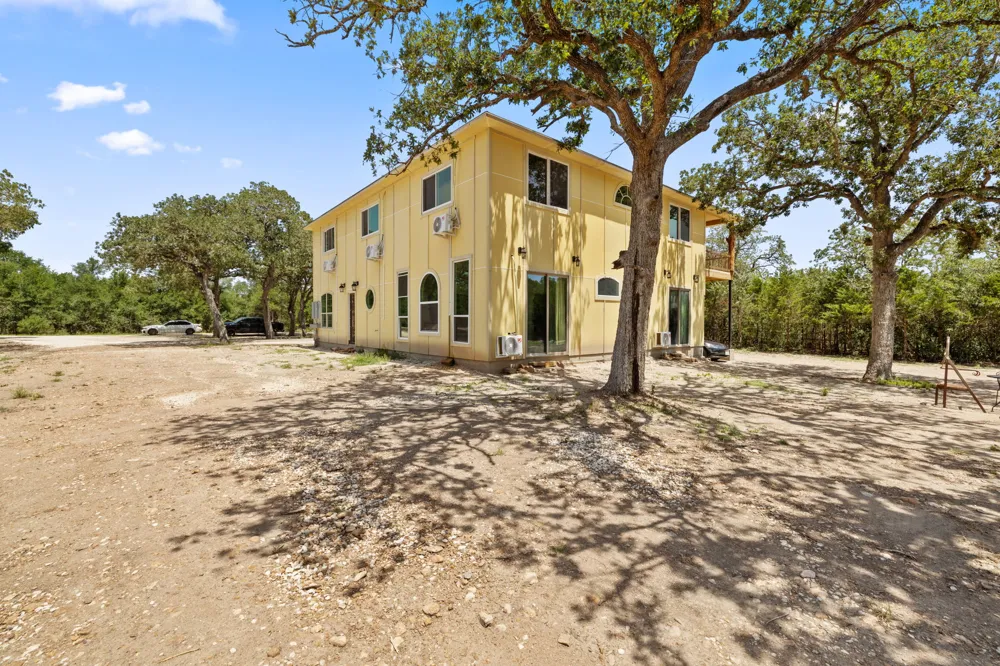 21000 Trappers Trl Manor, TX 78653
