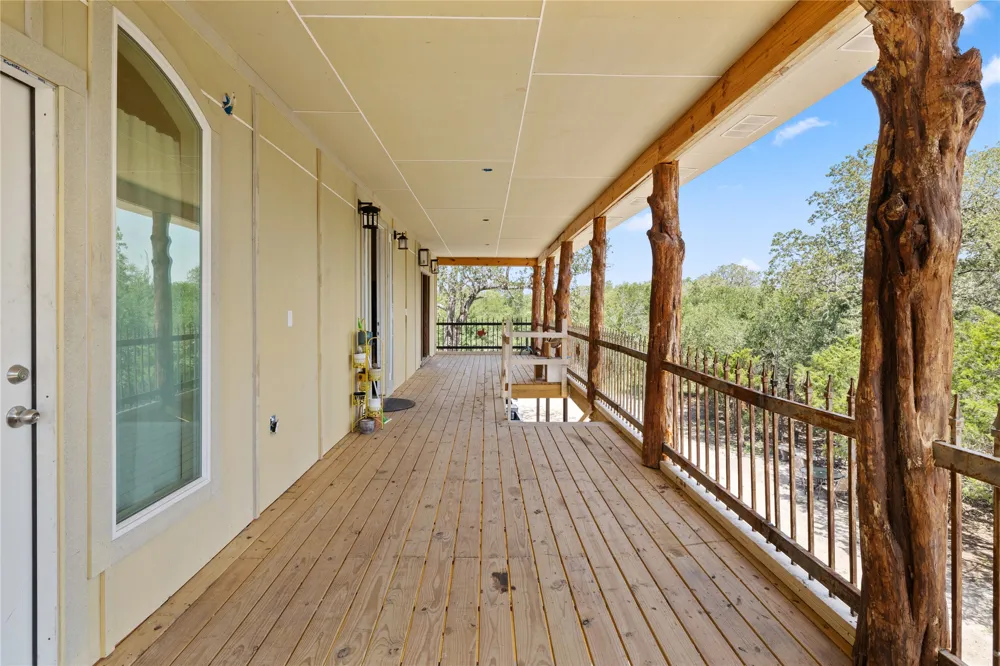21000 Trappers Trl Manor, TX 78653