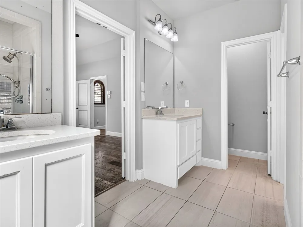 1129 Dame Carol Way Carrollton, TX 75010