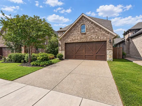 1129 Dame Carol Way