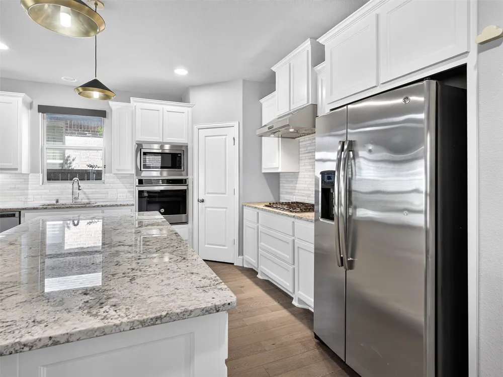 1129 Dame Carol Way Carrollton, TX 75010